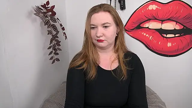 Snapshot of LaraDream chatting on January 19, 2026, 3:38 pm LaraDream online show from January 19, 2026, 3:38 pm