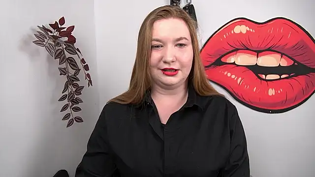 Snapshot of LaraDream chatting on February 2, 2026, 1:10 pm LaraDream online show from February 2, 2026, 1:10 pm