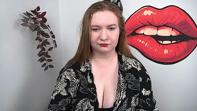 Snapshot of LaraDream chatting on March 6, 2026, 1:29 pm LaraDream online show from March 6, 2026, 1:29 pm