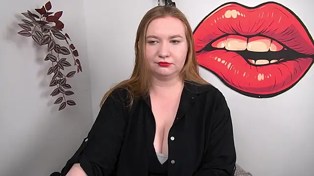 Snapshot of LaraDream chatting on March 7, 2026, 4:48 pm LaraDream online show from March 7, 2026, 4:48 pm