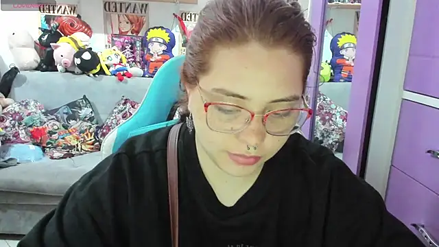 soficammy online show from October 28, 2025, 11:40 pm