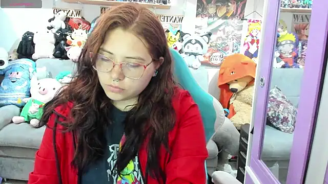 soficammy online show from November 12, 2025, 7:35 pm