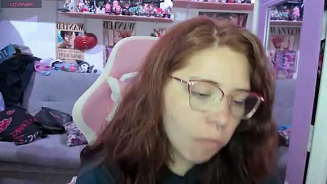 soficammy online show from March 23, 2026, 9:19 pm