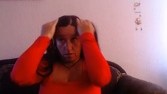 Snapshot of valeriapinter chatting on June 12, 2026, 12:48 pm valeriapinter online show from June 12, 2026, 12:48 pm