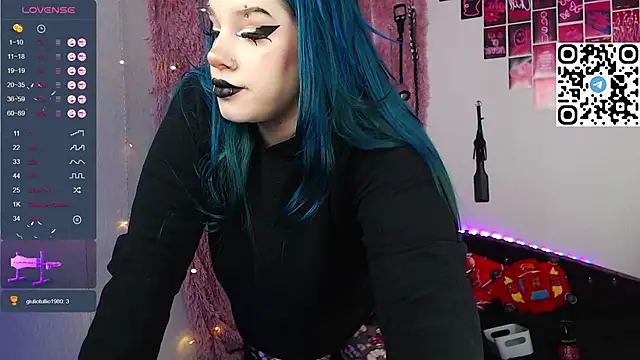 Snapshot of Silvia_Santorskii chatting on January 14, 2025, 9:24 am Silvia Santorskii online show from January 14, 2025, 9:24 am