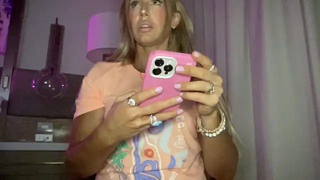 Fitnessbabe69 online show from December 2, 2024, 8:09 am